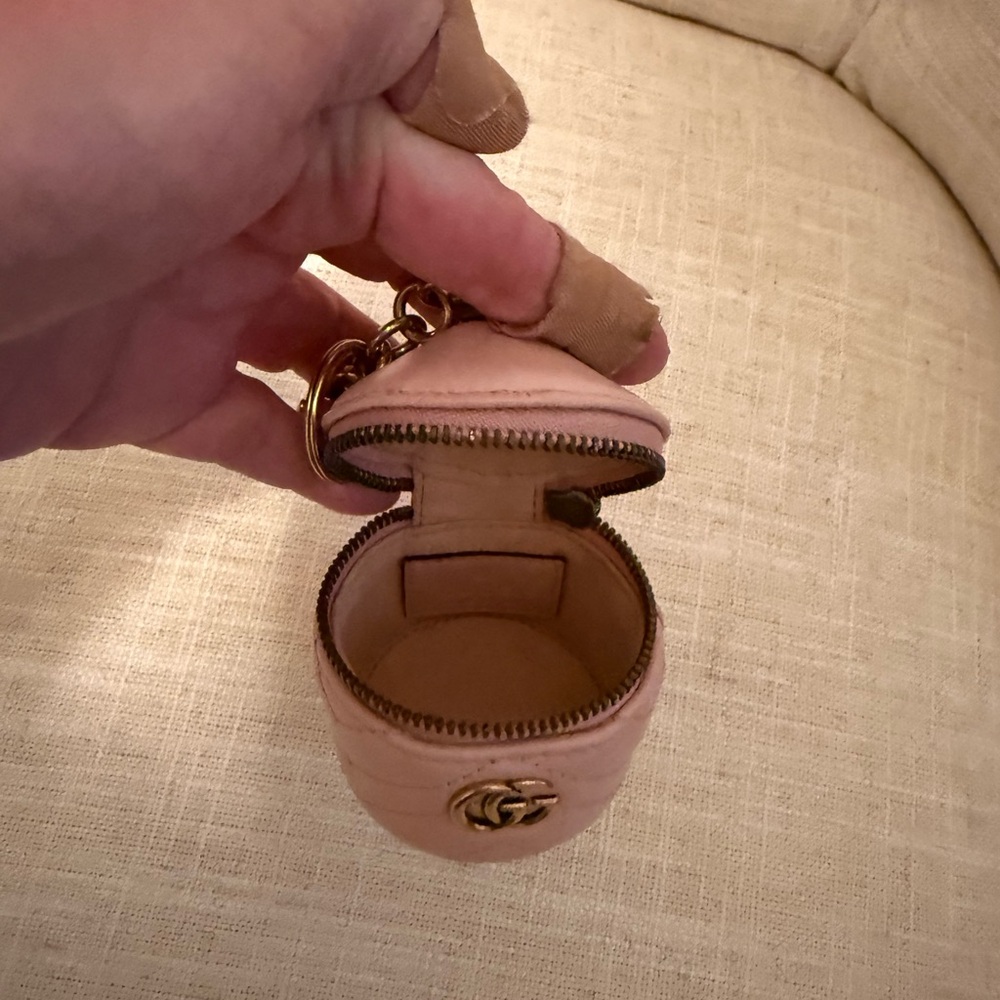 Gucci Blush Quilted Mini Bag/ charm - Picture 4 of 4